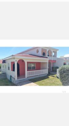 Frigate Bay Apartment | Halfmoon Bay Pink Butterfly