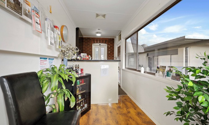 Hamilton Hotel | Hamilton Lakeside Motel