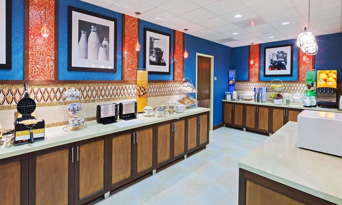 East Oak Hill Hotel | Hampton Inn Austin/Oak Hill