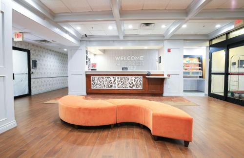 Bordentown Hotel | Hampton Inn Bordentown