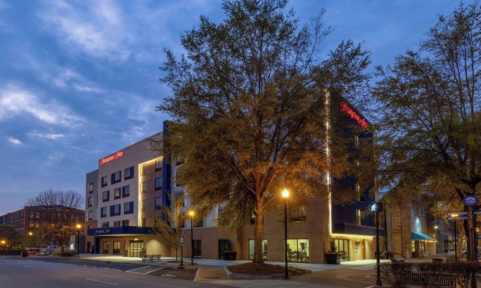 Columbus Hotel | Hampton Inn Columbus Downtown, GA