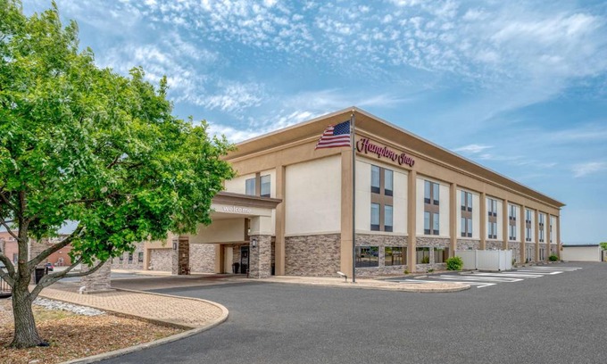 Collinsville Hotel | Hampton Inn St. Louis/Collinsville