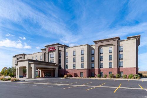 Brookings Hotel | Hampton Inn & Suites Brookings