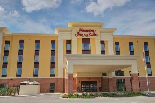 Temple Crest Hotel | Hampton Inn & Suites by Hilton Tampa Busch Gardens Area