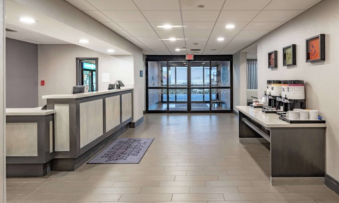 Lacy-Lakeview Hotel | Hampton Inn Waco