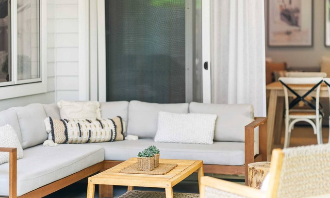Burleigh Heads House | Hamptons By Khove Sum