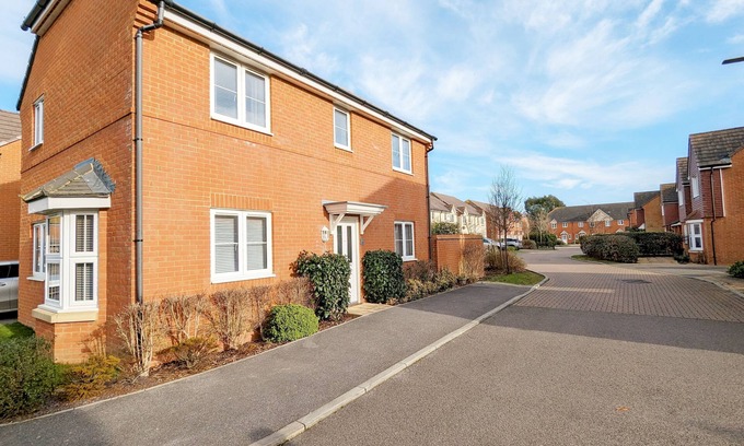 Ford Cottage | Happy Days - a family house that sleeps 5 guests in 3 bedrooms