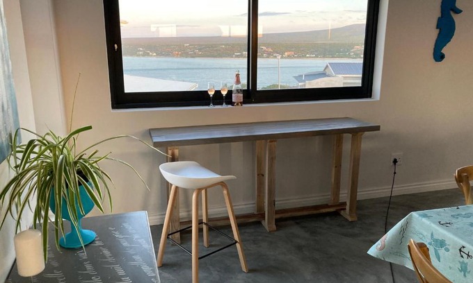 Port Beaufort House | Happy Days Holiday Home