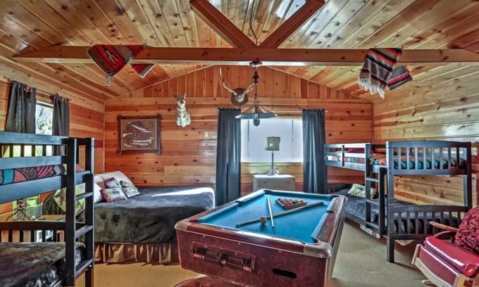 Pinetop House | Happy Heart Bunkhouse