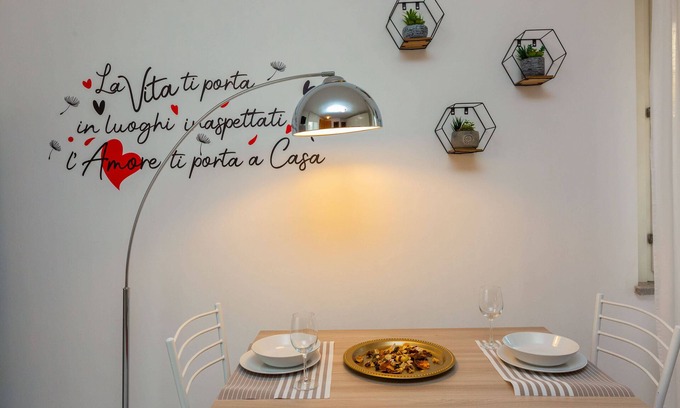 Busto Arsizio Apartment | HAPPY HOUSE [7 minutes from MXP and 30 minutes from Milan]