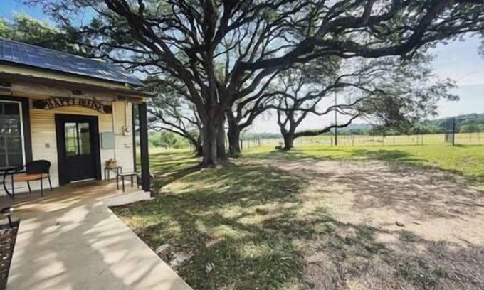 Fischer House | Happy House on the Blanco River