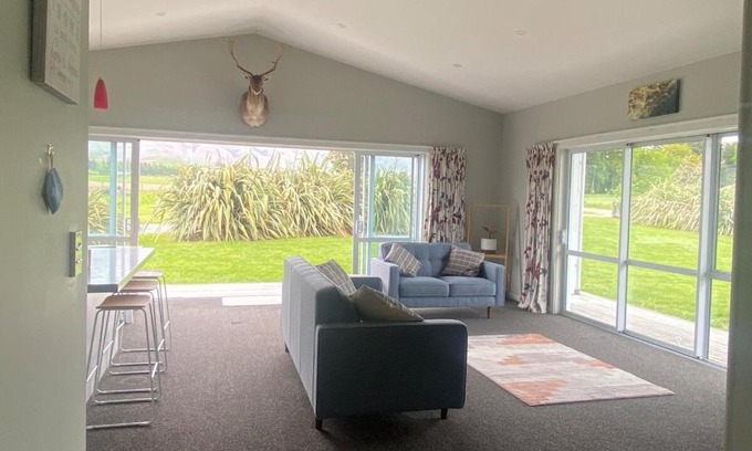 Fairlie House | Harakeke House