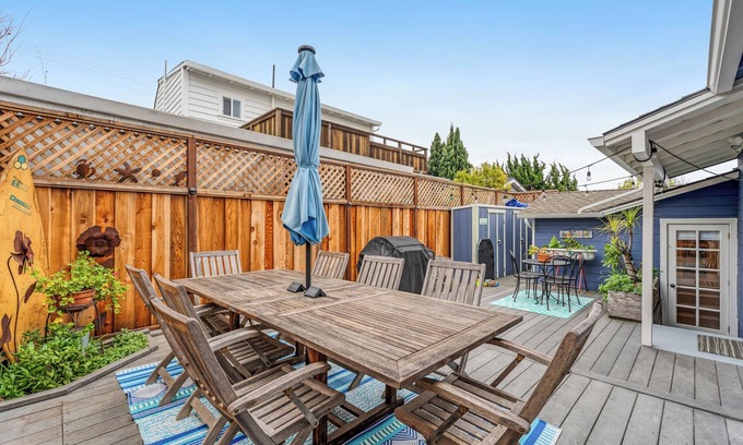 Eastside Santa Cruz House | Harbor Hideaway – Steps to Twin Lakes Beach & the Santa Cruz Harbor