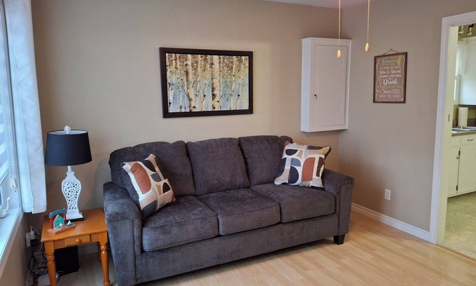 Arichat Apartment | Harbourview Suite - A cool little suite for 2