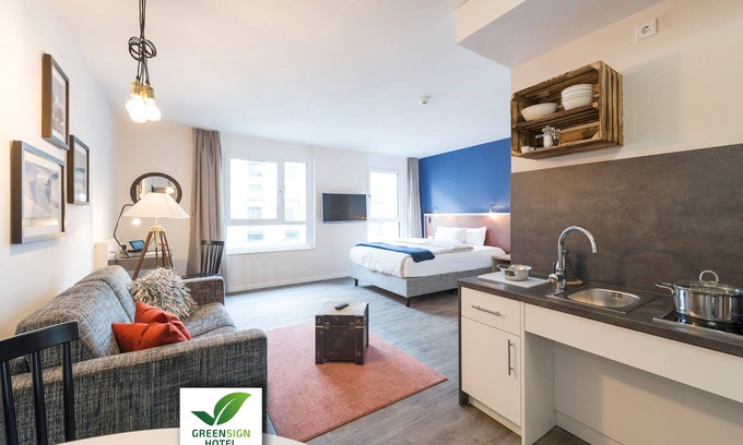 West Apartment | HARBR. boardinghouse