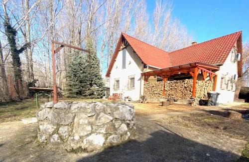 Tiszaderzs House | Harcsáztat-Lak