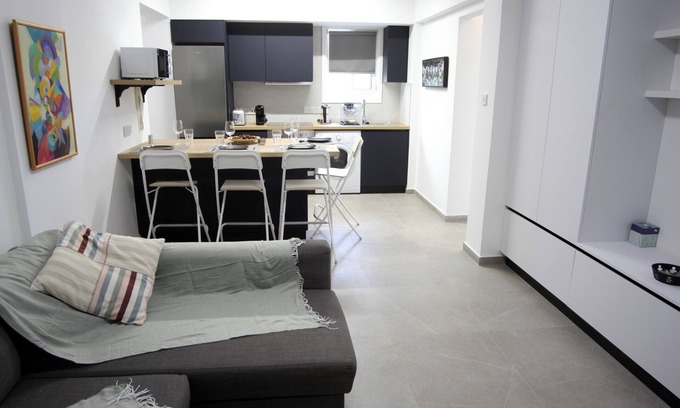Larnaca Apartment | Haris' apartment Mackenzie beach