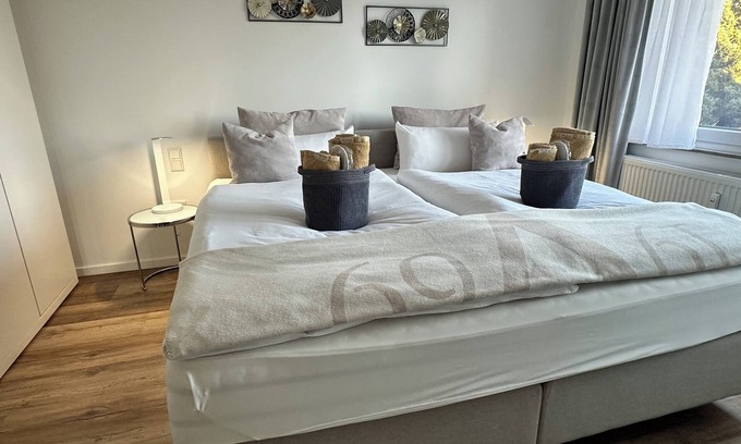 Guetersloh Apartment | HARMONY "3" 3-room apartment 2 bedrooms balcony parking lot