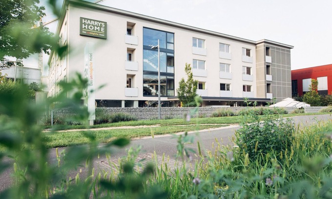 Sankt Magdalena Hotel | harry’s home Linz-Urfahr hotel & apartments