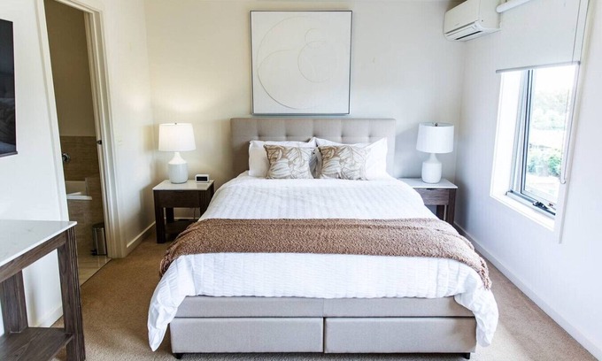 Ringwood Apartment | Harvey | Stylish | Great Location