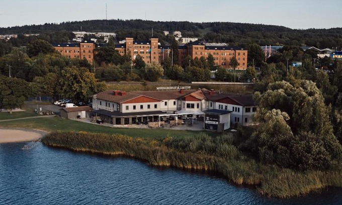 Jönköping Hotel | Hasse på Sjökanten Hotell & Restaurang