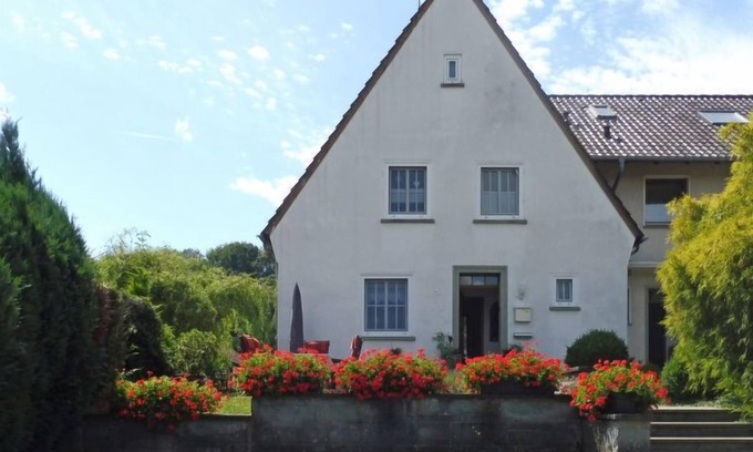 Luegde House | Haus am Berg der Osterräder by Interhome