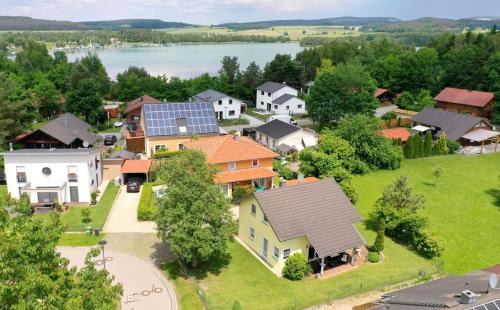 Wackersdorf House | Haus am See Ferienhaus 4