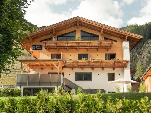 Unterrotte House | Haus Becken
