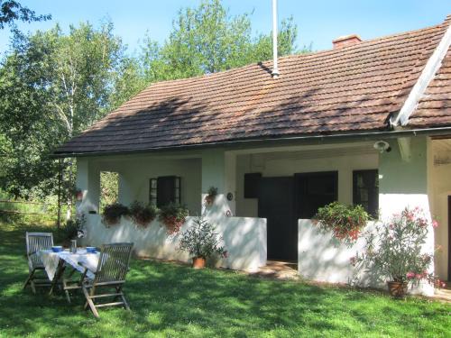 Gerersdorf bei Gussing Ski Chalet | Haus Eveline