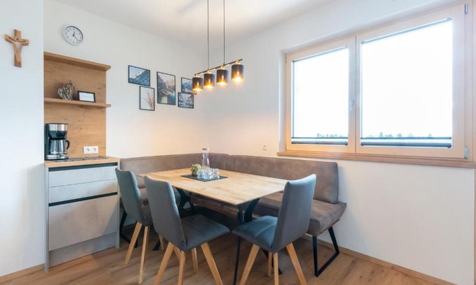 Hainzenberg Apartment | Haus Heimat - Alpenrose