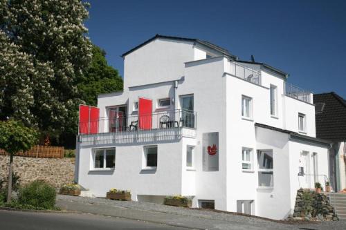 Rheinbreitbach Bed & Breakfast | Haus Hillebrand