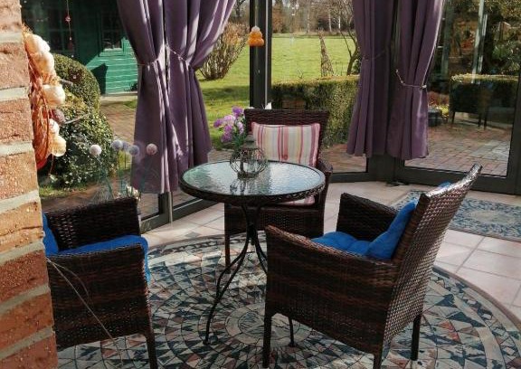 Rhauderfehn Apartment | Haus-Schiffer-Ferienwohnung-Lilli