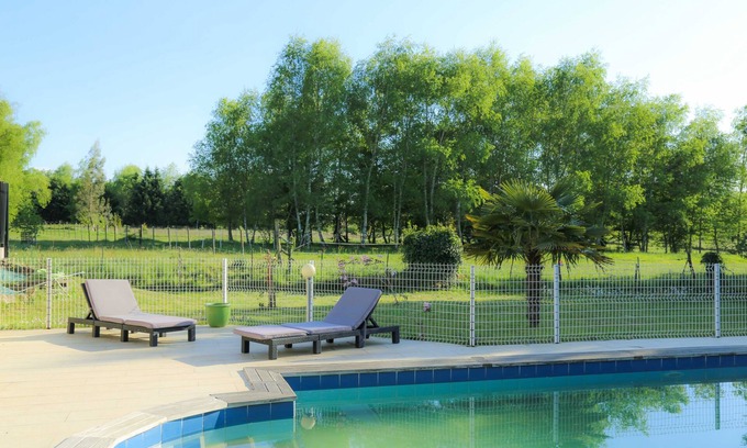 Carignan-de-Bordeaux Villa | Haven of peace 15 minutes from Bordeaux center