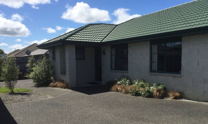 Palmerston North House | Haven on Carroll