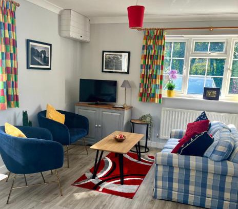 East Knighton Apartment | Hazeldene