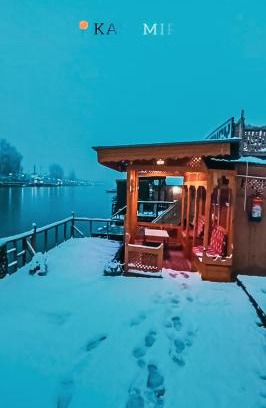 Dal Lake Resort | Hb nancy group of houseboats