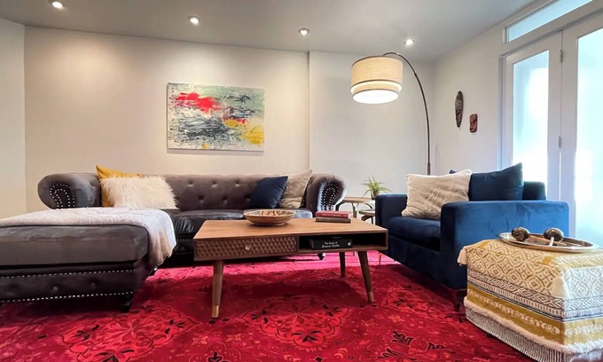 Shaw Condo | Heart of DC! Modern Upscale Comfy 2BR/2BA in Shaw Neighborhood