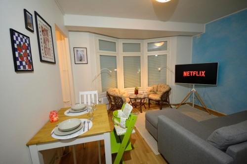 Punavuori Apartment | Heart of Helsinki Center Family Friendly Studio