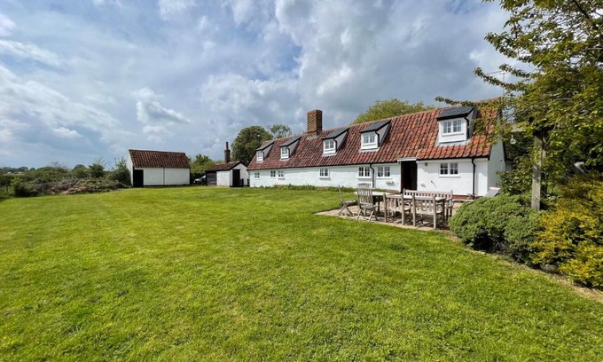 Woodbridge House | Heart's Ease in Dallinghoo nr Woodbridge