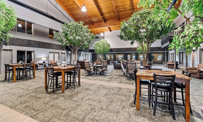 Park Rapids Hotel | Heartland Inn & Suites, SureStay Collection by Best Western