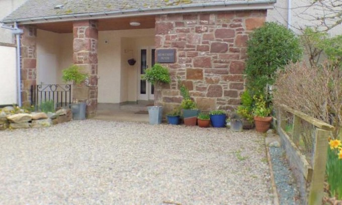 Dornoch Bed & Breakfast | Heartseed House Bed & Breakfast