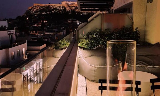 Plaka Apartment | Heated Plunge Pool & Firepit Acropolis Penthouse