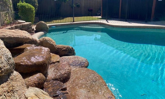 Paradise Valley Village House | Heated Pool | BBQ | Super Bowl | Waste Management | Golf | Shows | Kierland