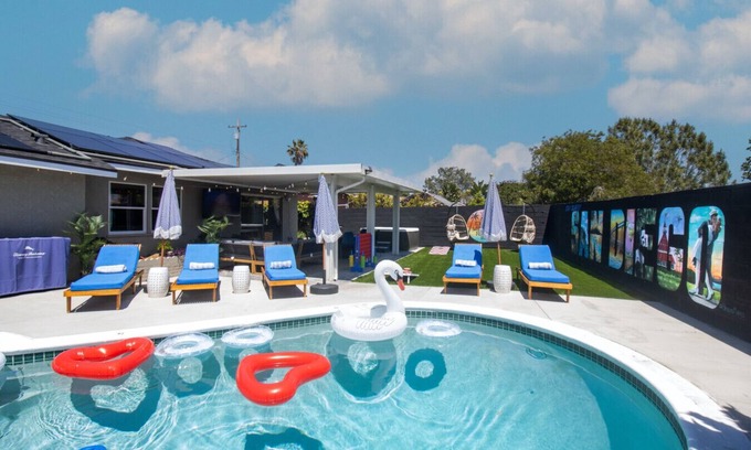 Clairemont House | Heated Pool, Hot Tub, Chef, 10min to Beach