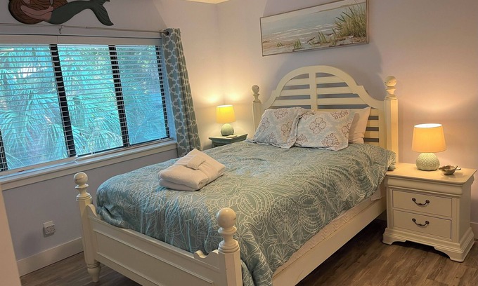 Hilton Head Island Villa | Heavenly Sands : 2BR/2BA Beach-Dine-Shop-Celebration Park! All ~10 minute Walk!