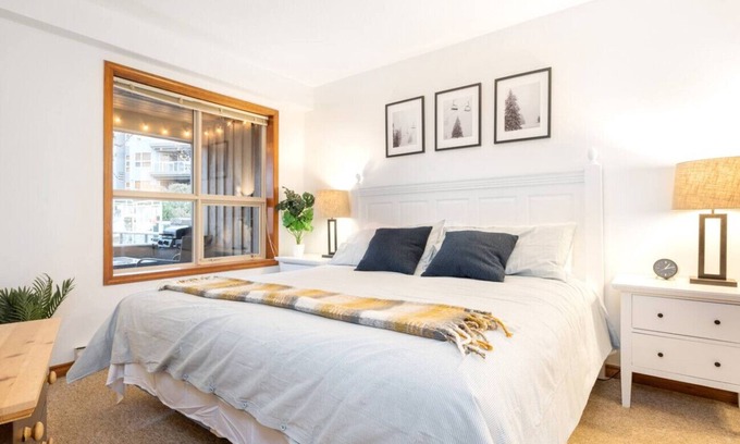 Upper Village Apartment | Heavenly Ski In/Out @ The Aspens w/King Bed