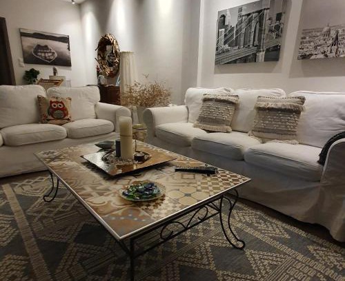 Loutra Oraias Elenis House | Helen of Troy House