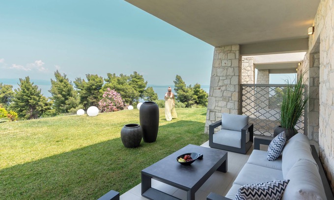 Kriopigi Villa | Helios Blue Villas