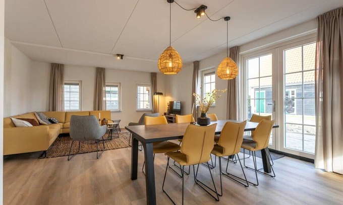 Ossenisse House | Hello Zeeland - vakantiewoning Knuitershoek 84