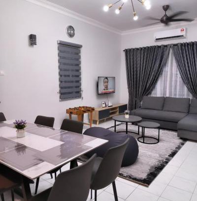 Kampung Rawa House | Hening Kesuma Homestay